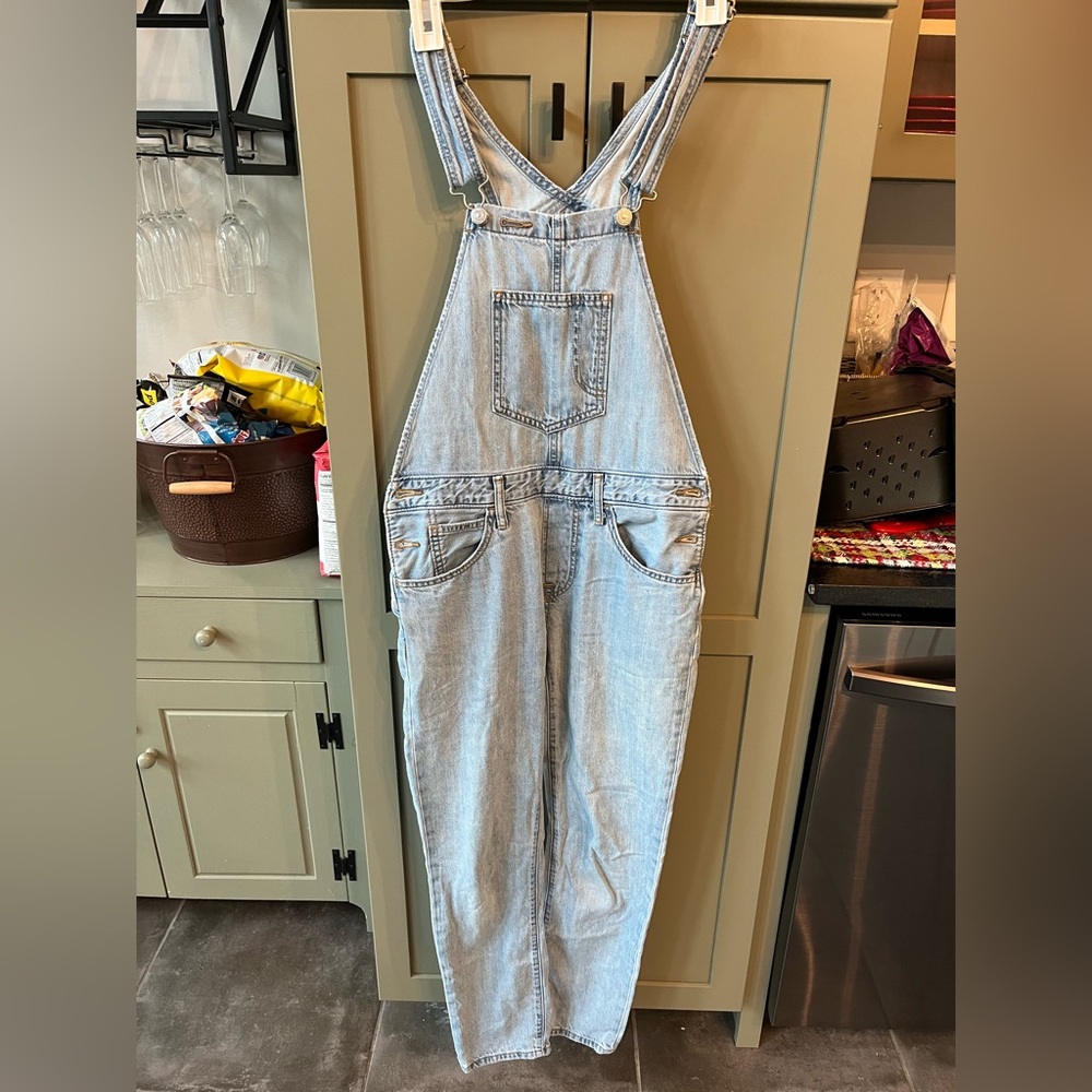 Levi’s overalls size small